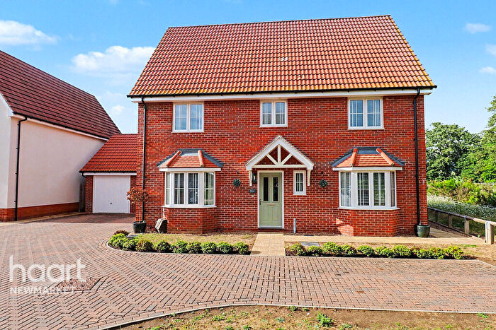 4 Bedroom Detached House For Sale In Bluebell Rise, Bury St Edmunds, IP28