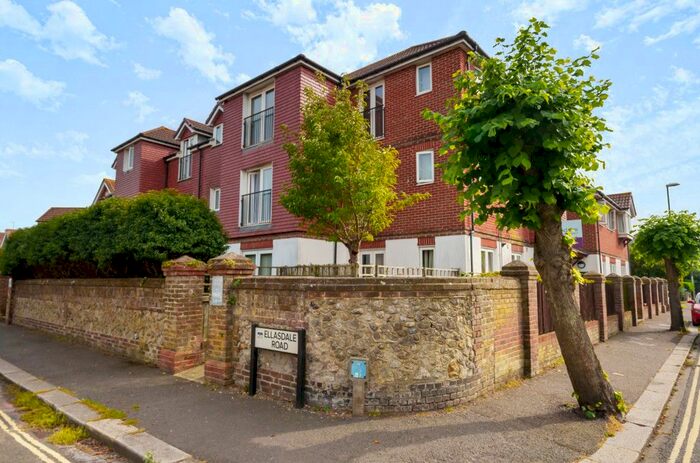 2 Bedroom Property To Rent In Ellasdale Road, Bognor Regis, PO21