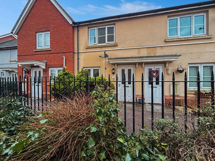 2 Bedroom Property For Sale In Mortimer Way, Witham, CM8