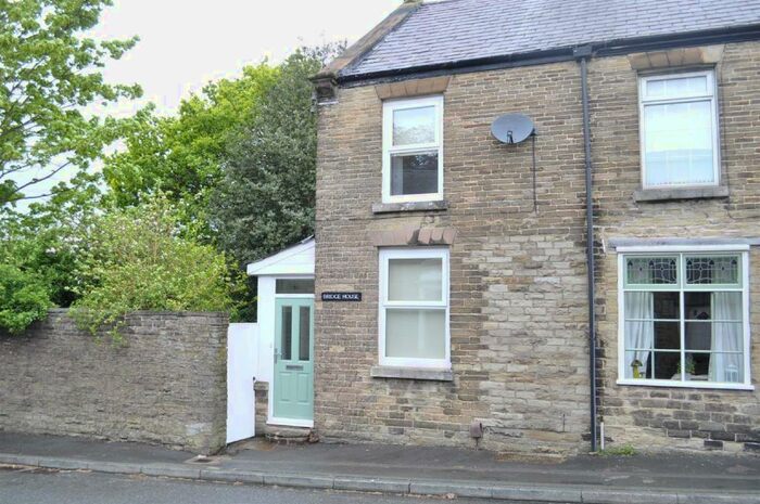 2 Bedroom End Of Terrace House To Rent In Rainow Road, Macclesfield, SK10