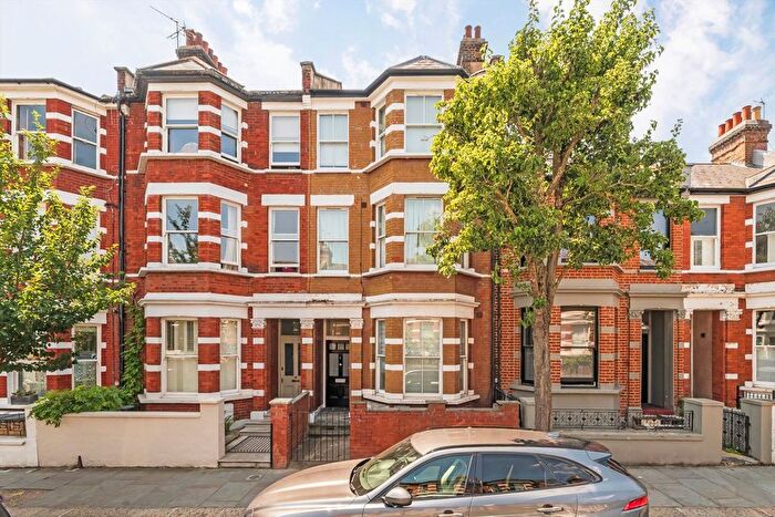1 Bedroom Flat To Rent In Bracewell Road, North Kensington, W10