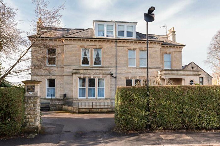 2 Bedroom Apartment To Rent In Audley Park Road, BA1