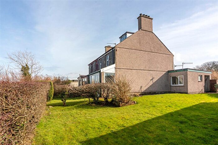 2 Bedroom Semi-Detached House For Sale In Groeslon, Caernarfon, Gwynedd, LL54