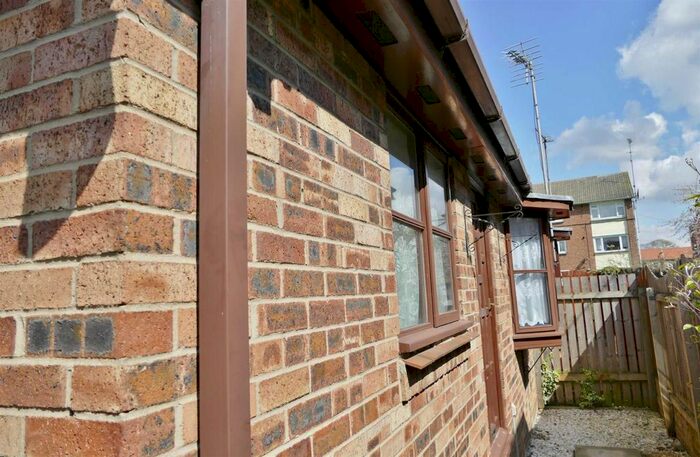 1 Bedroom Terraced Bungalow To Rent In The Owens, Pocklington, YO42