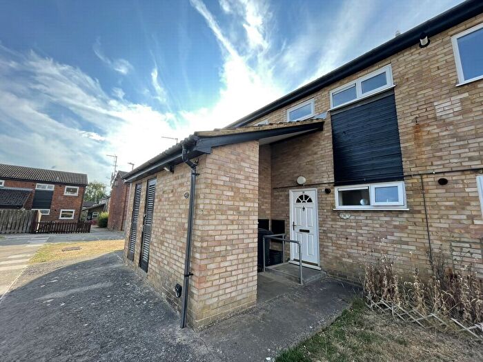 1 Bedroom Maisonette To Rent In Lullington Close, Luton, LU2