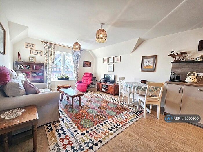 1 Bedroom Flat To Rent In Bepton Road, Midhurst, GU29