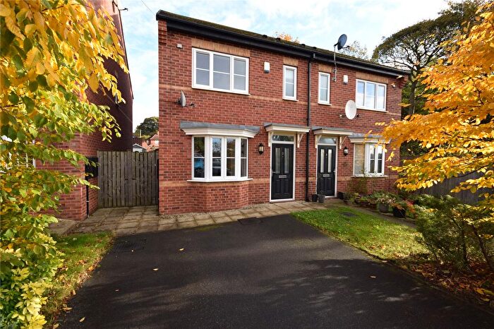 3 Bedroom Detached House To Rent In Queenswood Gate, Leeds, LS6