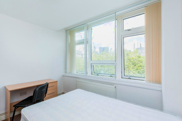 1 Bedroom Flat To Rent In Guildhall Walk, Portsmouth, PO1