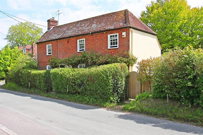 4 Bedroom House For Sale In Barton Stacey, Winchester, SO21