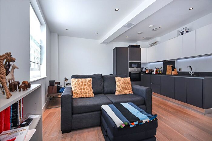 1 Bedroom Flat To Rent In The Glassworks, London, SE8