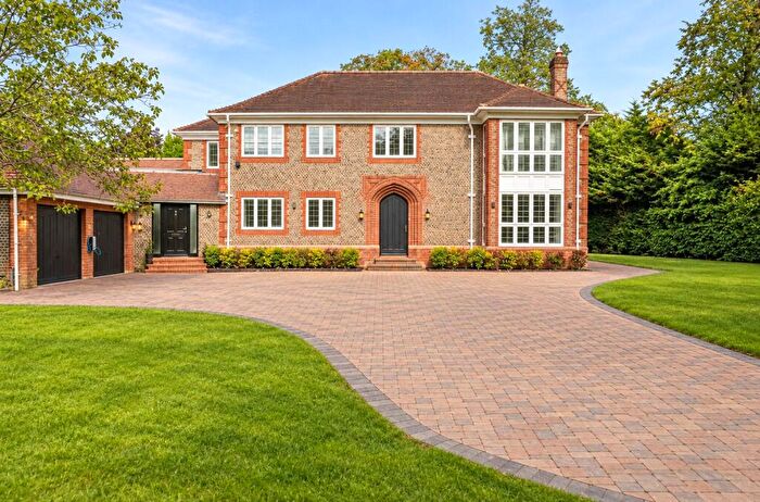 5 Bedroom Detached House For Sale In Greenwood Road, Tilehurst, Reading, Berkshire, RG30