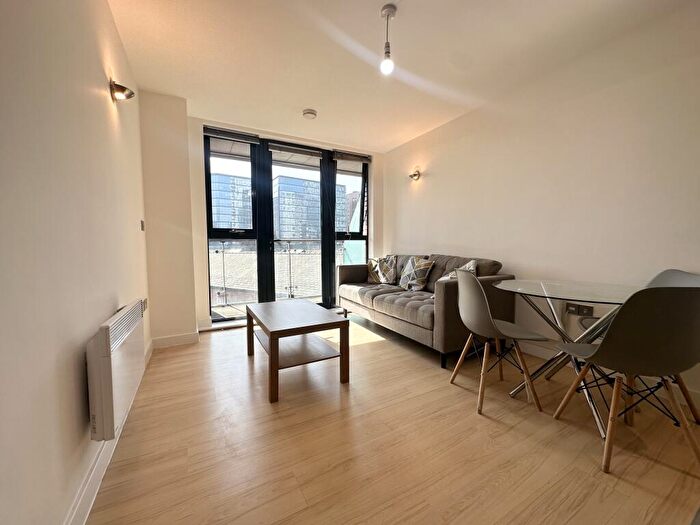 2 Bedroom Flat To Rent In Tempus Tower, Mirabel Street, M3