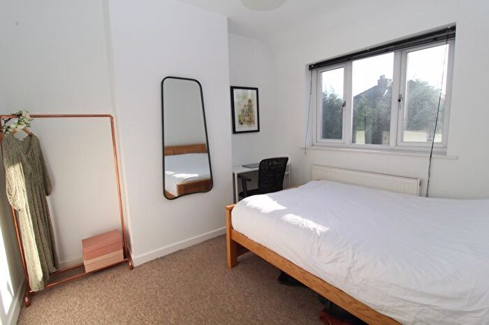 3 Bedroom End Of Terrace House For Sale In Bridgewater Road, Altrincham, WA14