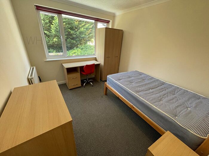 4 Bedroom House To Rent In Headcorn Drive, Canterbury, CT2