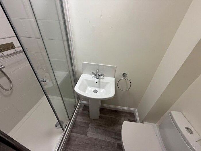 2 Bedroom Flat To Rent In Christchurch Road, Bournemouth, BH1