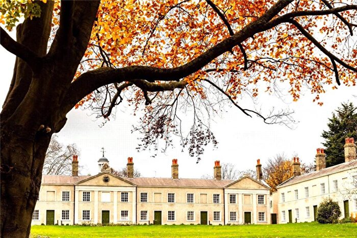 1 Bedroom Terraced House For Sale In Brandram Road, London, SE13