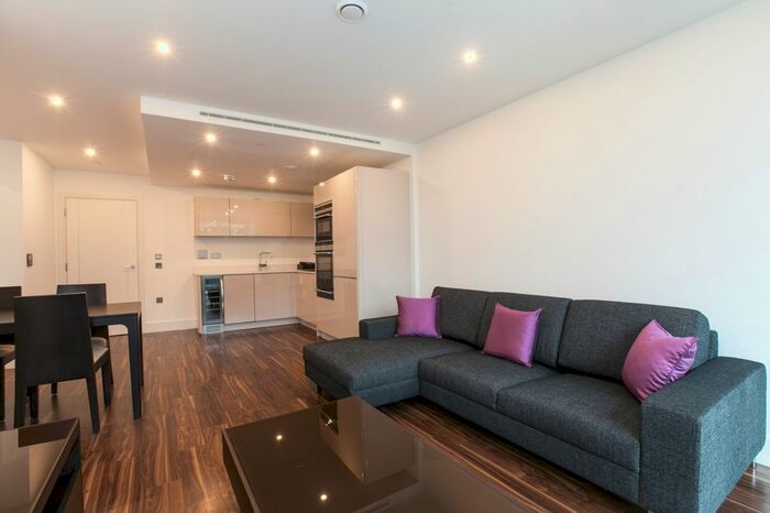 1 Bedroom Flat To Rent In Altitude Point, Aldgate, London, E1