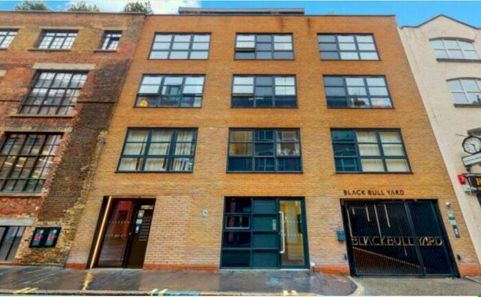 2 Bedroom Apartment To Rent In Hatton Wall, Holborn, London, EC1N