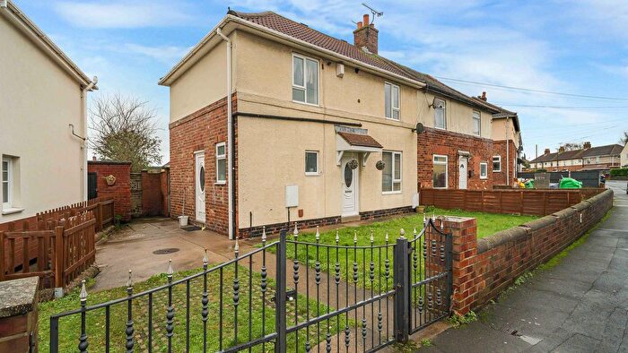 3 Bedroom Semi-Detached House For Sale In Haig Crescent, Doncaster, DN11