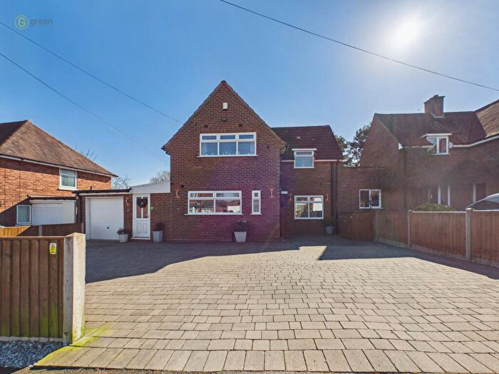 3 Bedroom Detached House For Sale In Gibbons Road, Sutton Coldfield, B75
