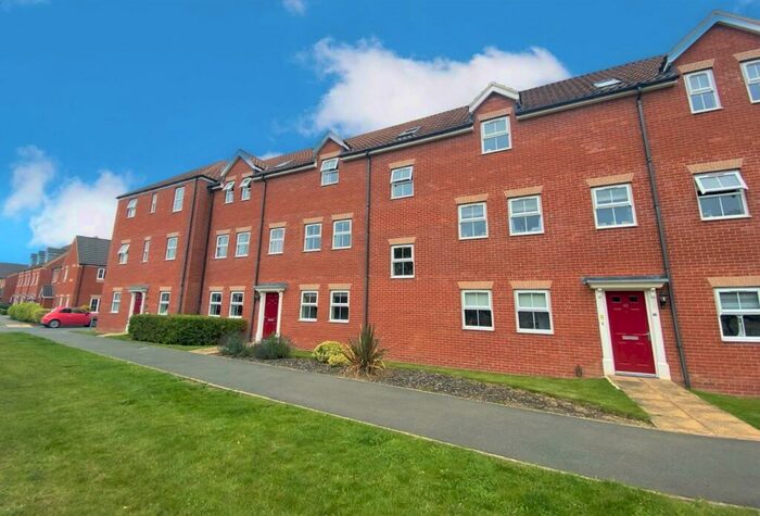 2 Bedroom Apartment To Rent In Sandown Drive, Bourne, PE10