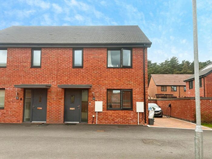 3 Bedroom Semi Detached House For Sale In Daly Lane, Bordon, Hampshire, GU35
