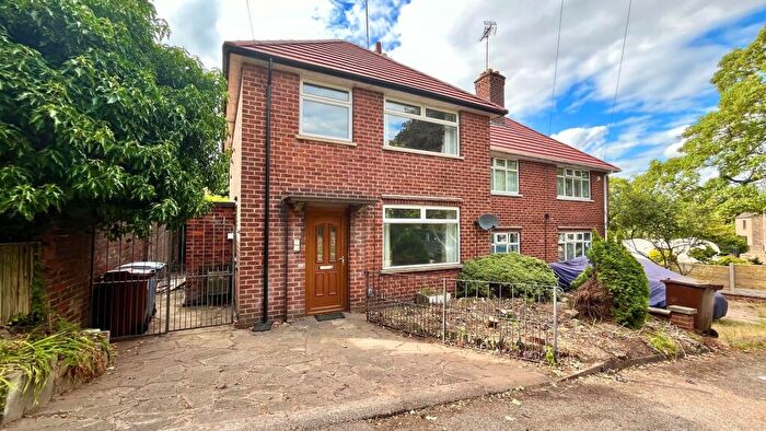 3 Bedroom Semi-Detached House To Rent In Woodhouse Road, Mansfield, NG18