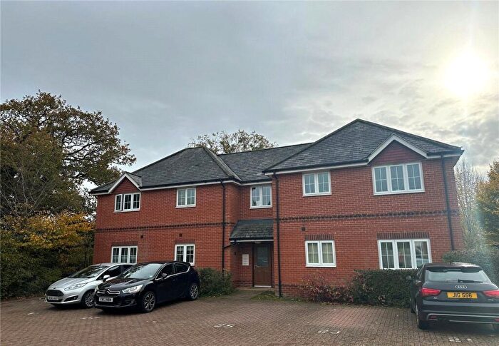 1 Bedroom Apartment For Sale In Blackberry Gardens, Winnersh, Wokingham, Berkshire, RG41