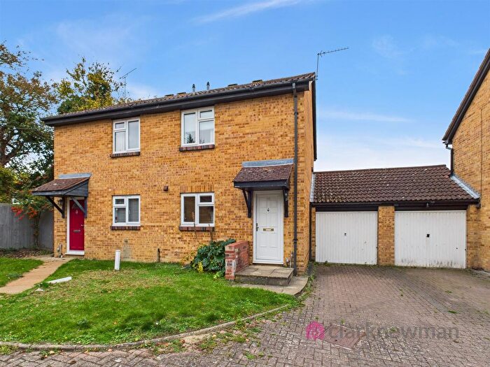 3 Bedroom Semi-detached House For Sale In Mathams Drive, Bishop's Stortford, CM23