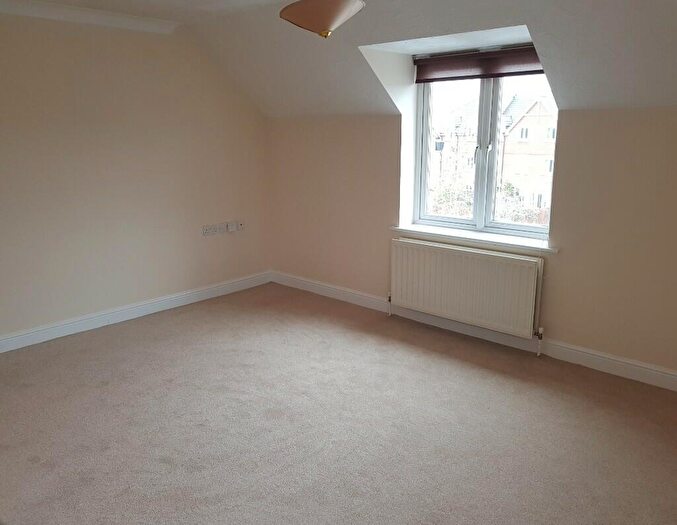 1 Bedroom Flat To Rent In West Mills Road, Fordingbridge, Hampshire, SP6