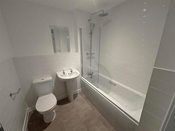1 Bedroom Flat To Rent In Watercress Way, Ravenswood, Ipswich, IP3