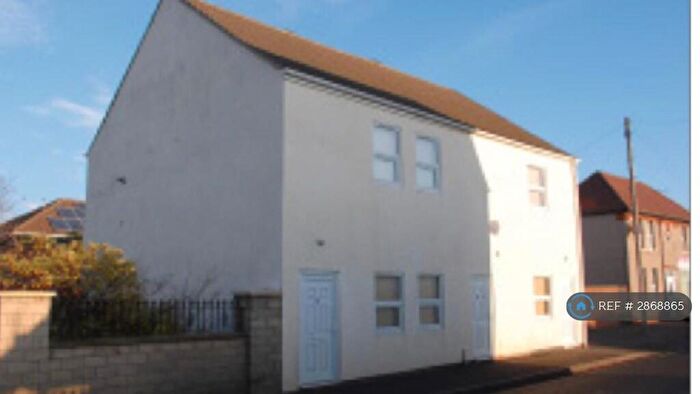 2 Bedroom Flat To Rent In High Street, Clowne, S43