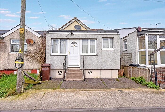 2 Bedroom Detached Bungalow For Sale In Brooklands Gardens, Jaywick, Clacton-On-Sea, CO15
