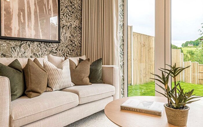 3 Bedroom Semi Detached House For Sale In Harrow Lane, St Leonards-On-Sea, TN37