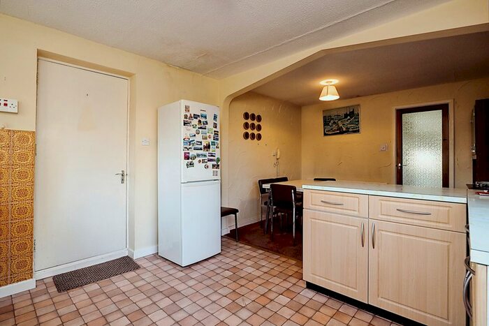 3 Bedroom Bungalow For Sale In Portland Park Close, Hucknall, Nottingham, NG15