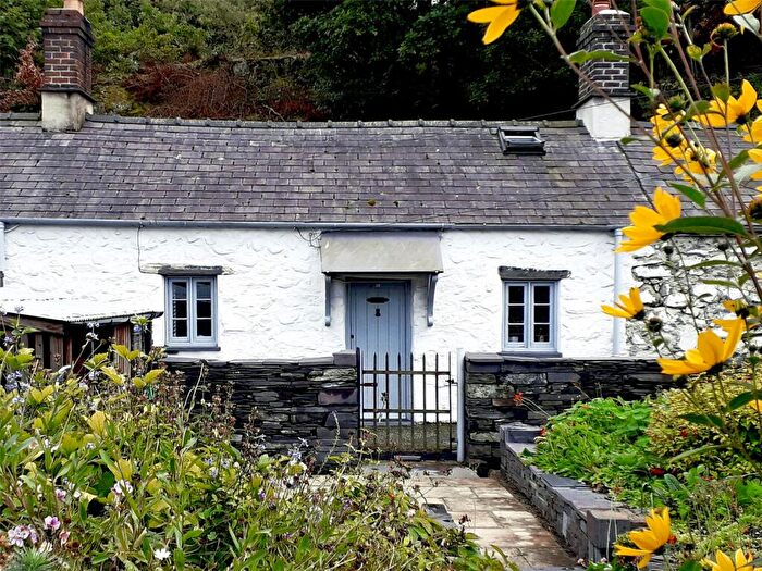 2 Bedroom House For Sale In Caer Berllan, Braichmelyn, Bethesda, Bangor, LL57