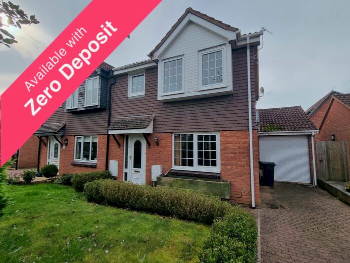 3 Bedroom Property To Rent In Tye Gardens, Grange Park, Swindon, SN5