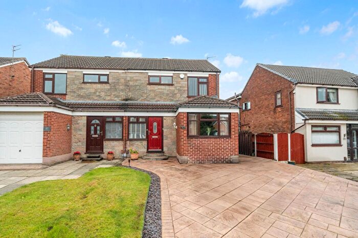 3 Bedroom Semi Detached House For Sale In Bryn Road South, Ashton-In-Makerfield, WN4