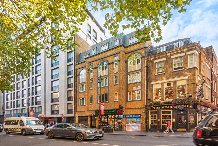 2 Bedroom Flat To Rent In Charing Cross Road, Covent Garden, WC2H