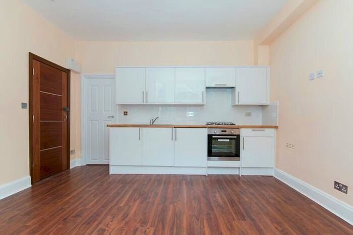 1 Bedroom Flat To Rent In Holland Road, West Kensington, W14