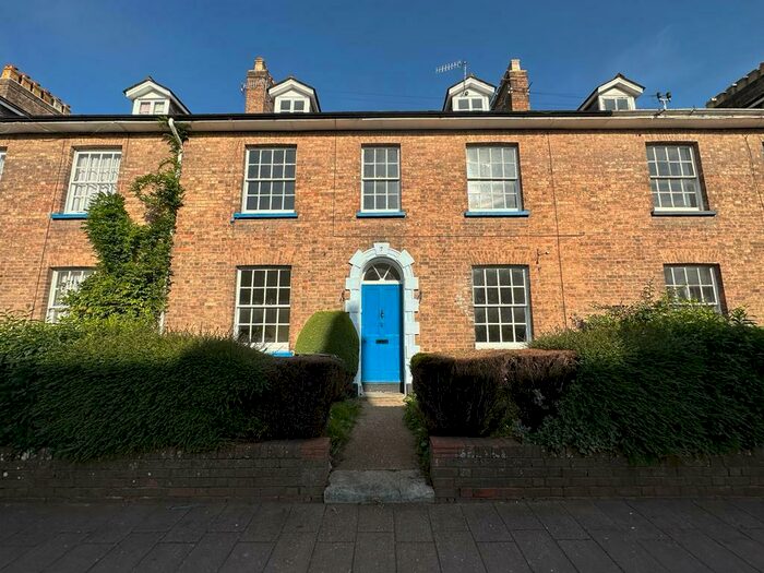 6 Bedroom Terraced House To Rent In Tiverton, EX16