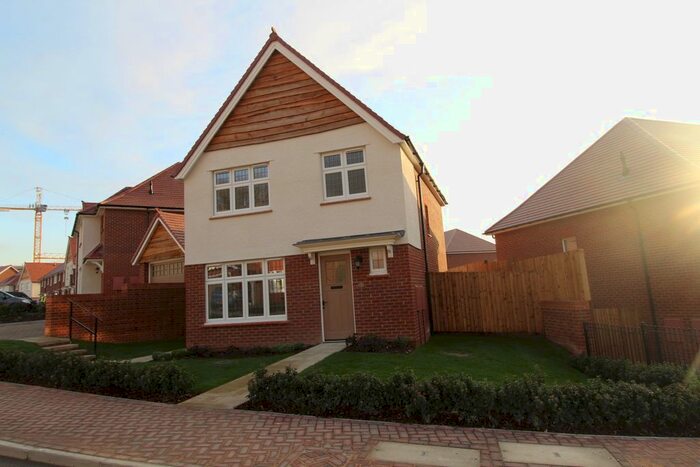 3 Bedroom Detached House To Rent In Armstrong Road, Stirling Drive, LU2