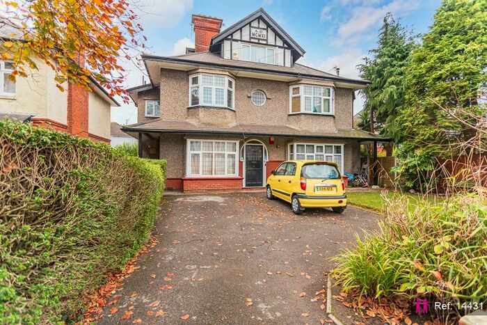 1 Bedroom Apartment To Rent In Ascham Road, Bournemouth, BH8