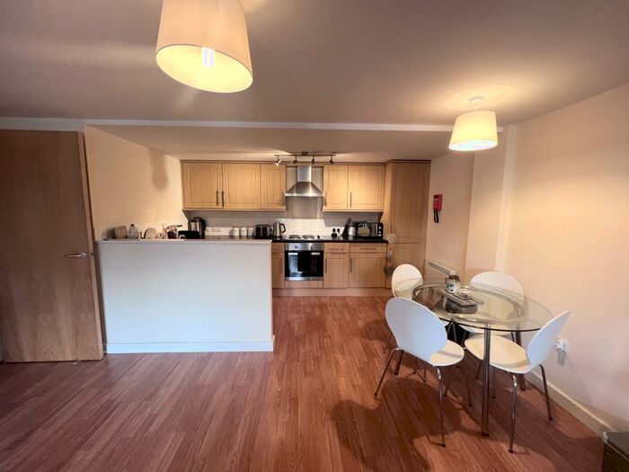 2 Bedroom Apartment To Rent In Bridgford Point, West Bridgford, NG2