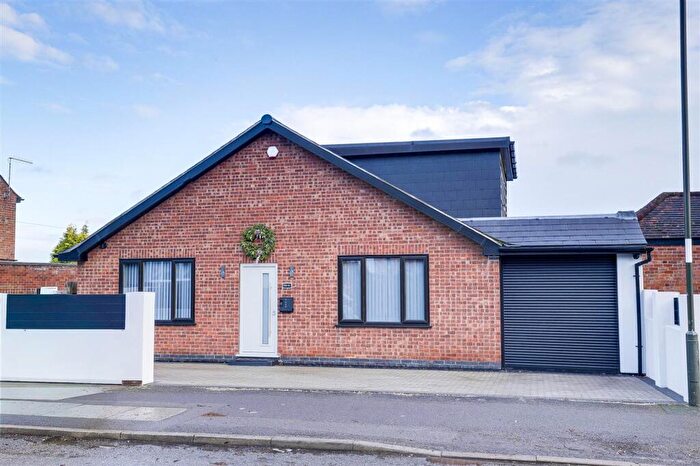 5 Bedroom Detached House For Sale In Park Drive, Ilkeston, DE7