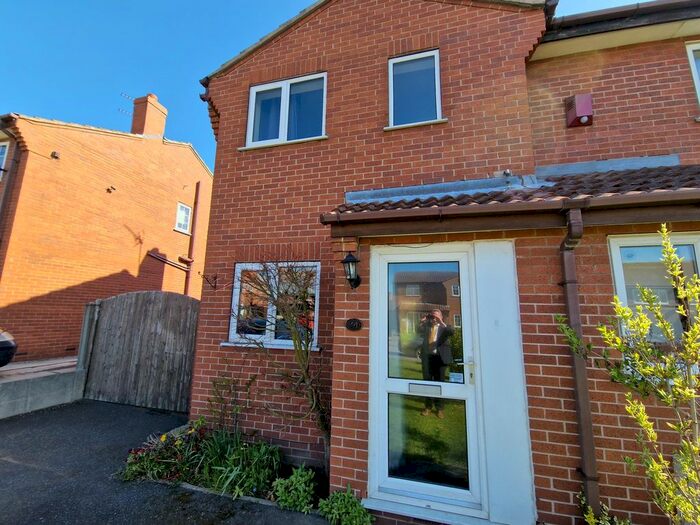 2 Bedroom Property To Rent In Whitby Road, Harworth, Doncaster, DN11
