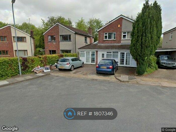 2 Bedroom Maisonette To Rent In Mill Close, Cardiff, CF14