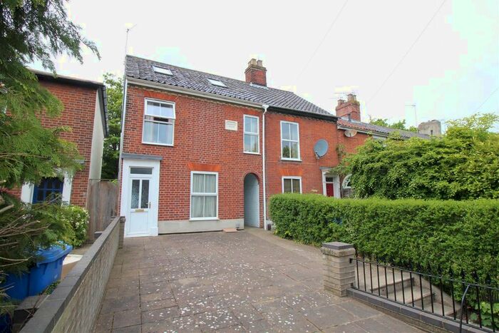 5 Bedroom Detached House To Rent In Old Palace Road, Norwich NR2