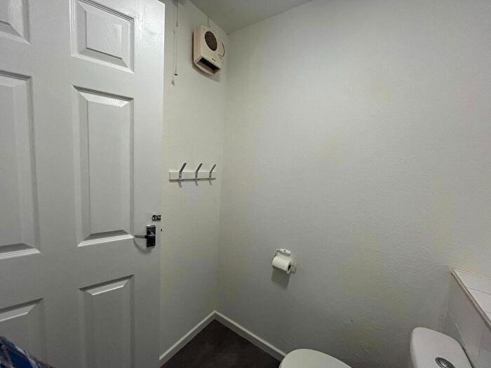 1 Bedroom Flat To Rent In Glenbrook Drive, Barry, CF63
