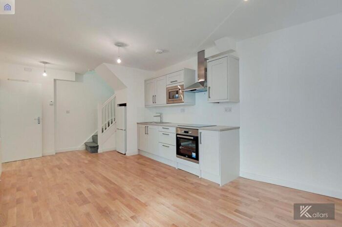 1 Bedroom Flat To Rent In Orchard Road, Hanover House, SE18